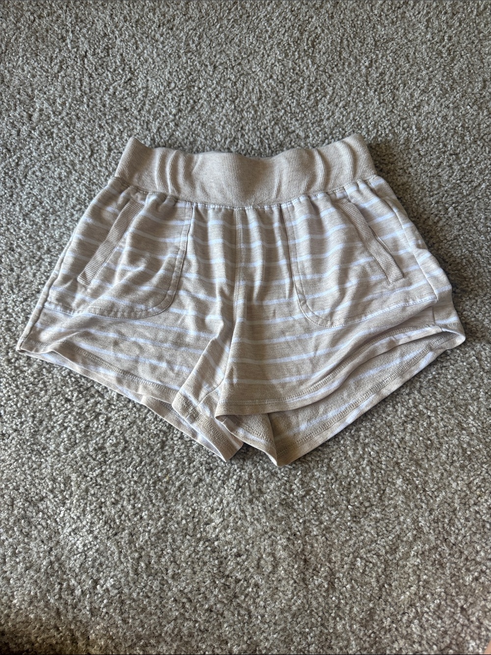 Athletic Works Cream Striped Knit Athletic Booty Shorts w pockets SMALL